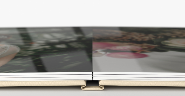 LayFlat PRO Fotobuch erstellen mit UV-Druck 21x21 cm beim TIPA Gewinner und mehrfachen Testsieger